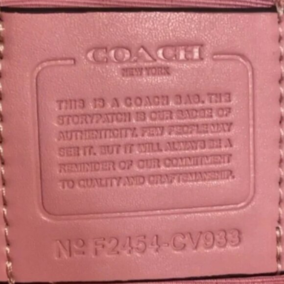 Coach Teri Shoulder Bag In Signature Canvas - Picture 9 of 9